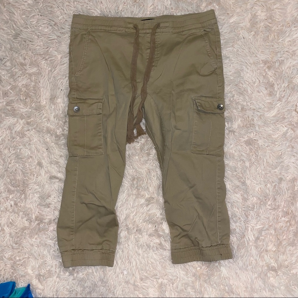 Khaki Cargo Capris
